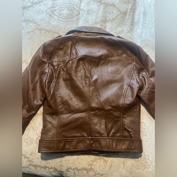Levi’s vegan leather jacket - Picture 3 of 4